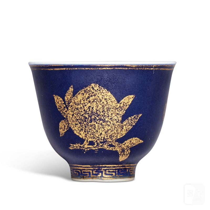 十九 / 二十世紀 灑藍地描金三多紋小盃 - 图3
